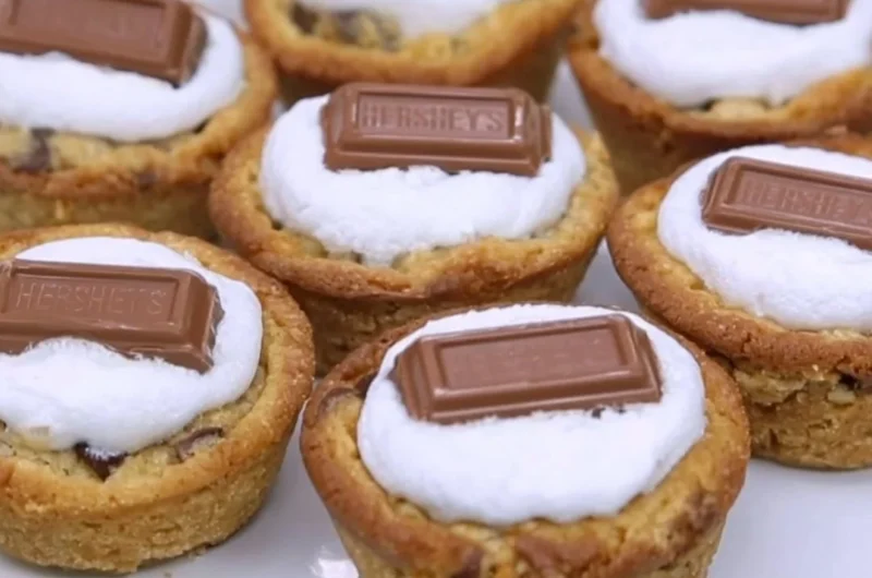 Delicious S’Mores Cookie Cups made with 4 simple ingredients.